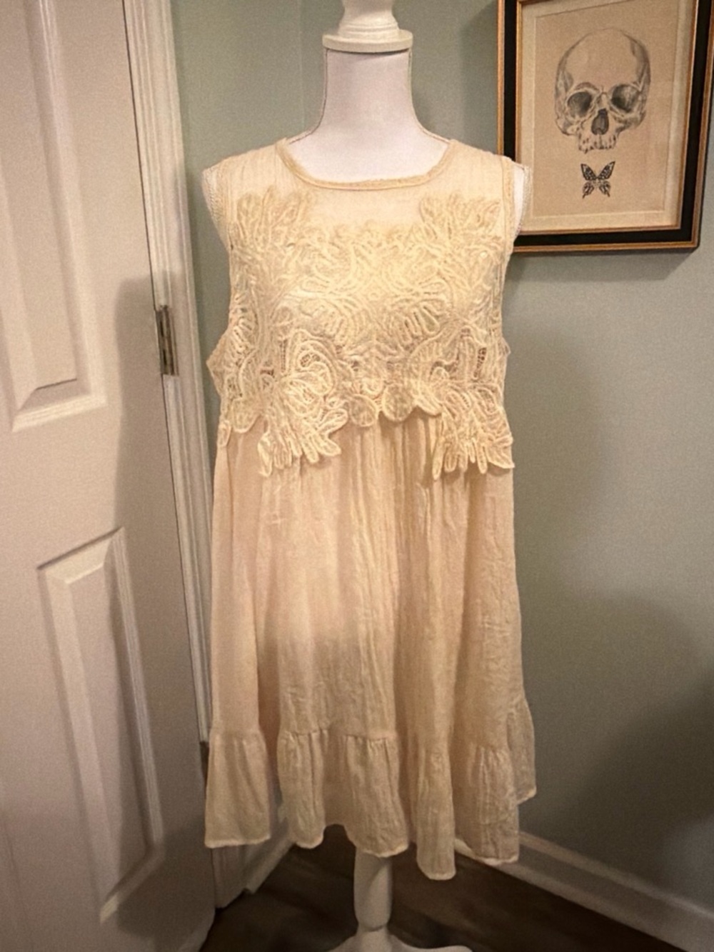 Umgee Cream Lace Overlay Midi Dress